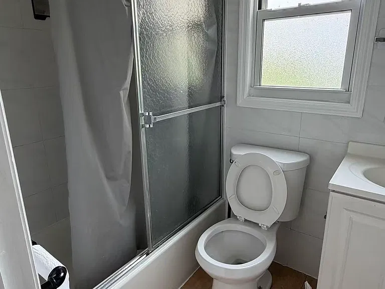 622 Hylan Blvd #2 — Photo 8