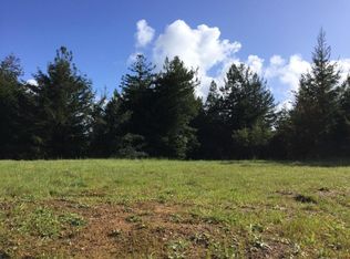 4338 Forest Hills Dr, Fortuna, CA 95540