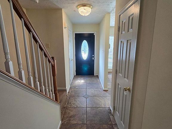 4th image of 12339 Sweetbriar Pl