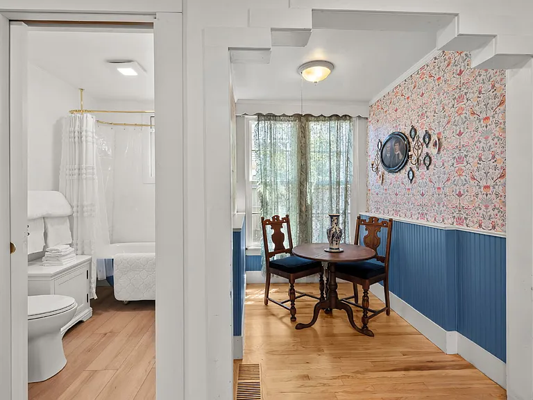 176 Skidmore St — Photo 16