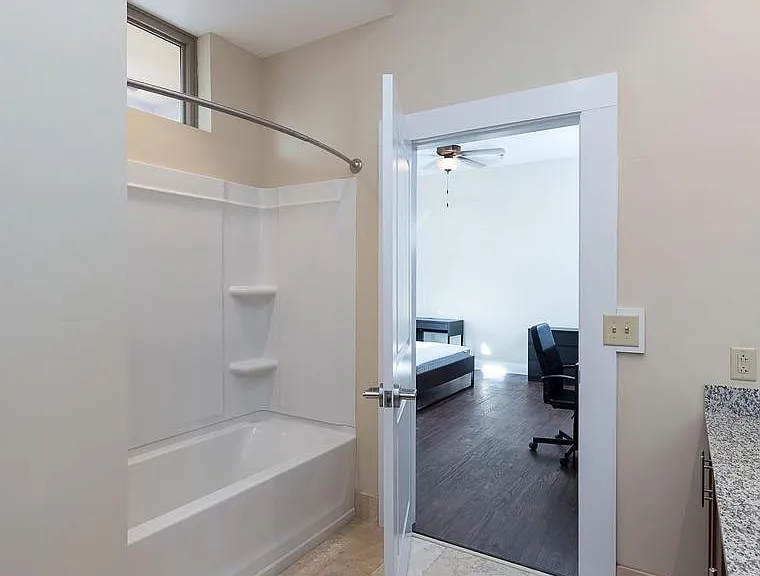 Friendly Apartments Co Living — Photo 11