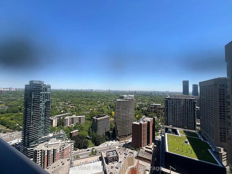 8 Cumberland St #3506 — Photo 12
