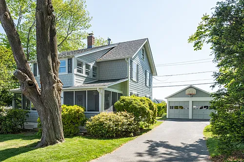 122 Taylor Ave Photo 1