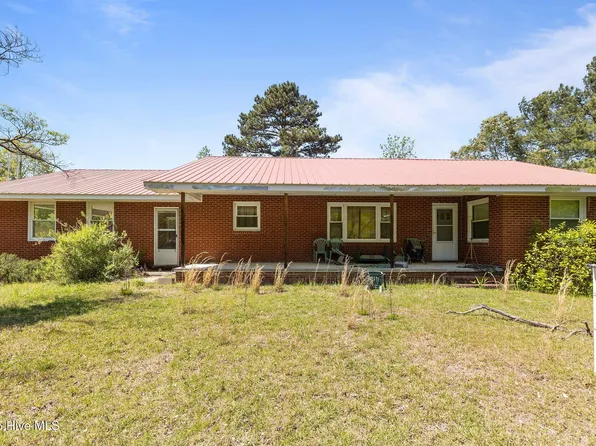 148 Simpson Drive, Vass, NC 28394