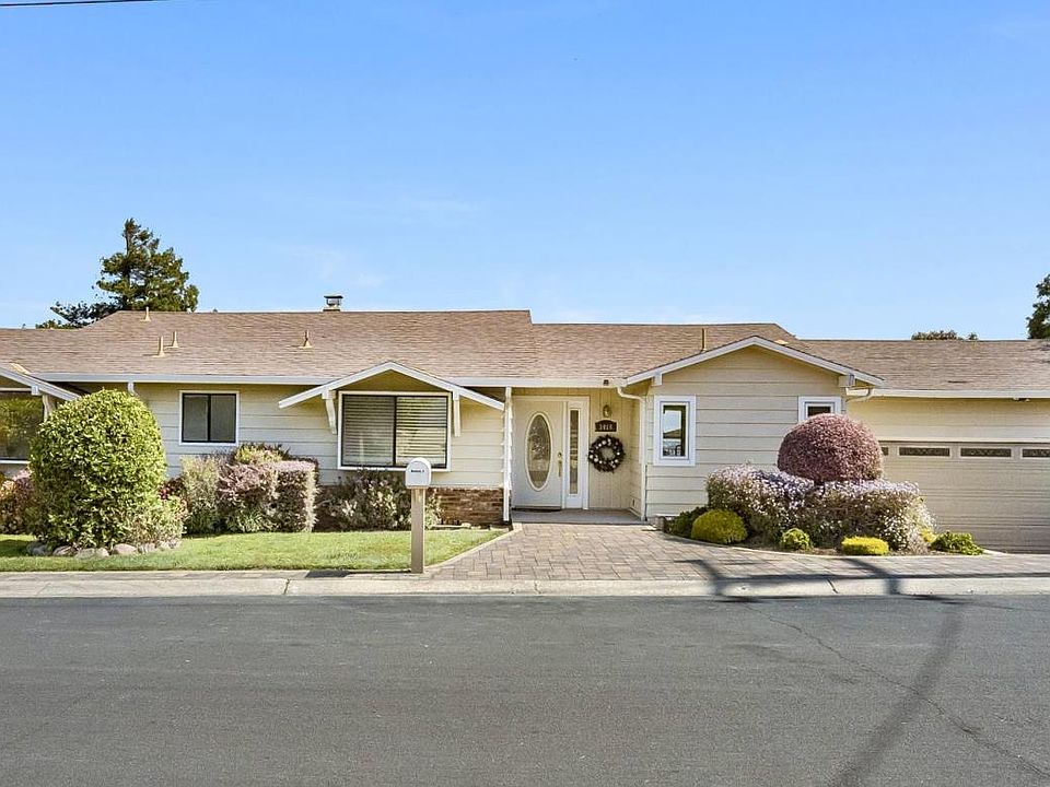 1st image of 3418 Plateau Dr