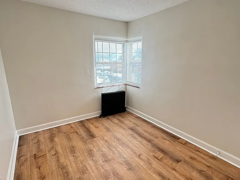 111 Colton Ave #10 — Photo 12