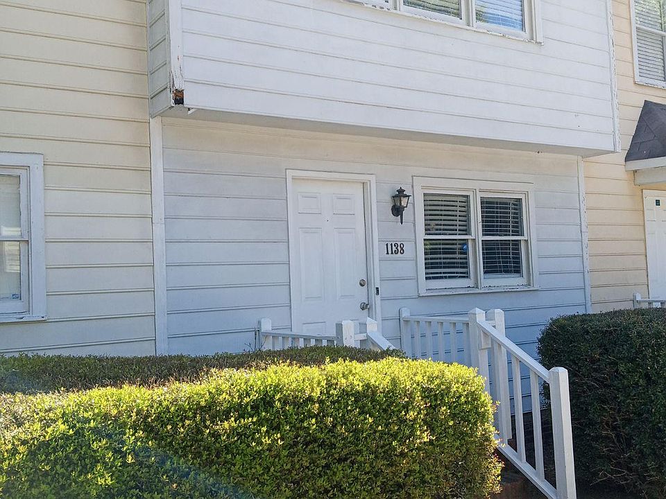 1st image of 1138 Park St #1138