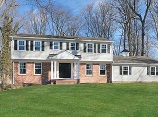 75 Rolling Ridge Rd, Upper Saddle River, NJ 07458