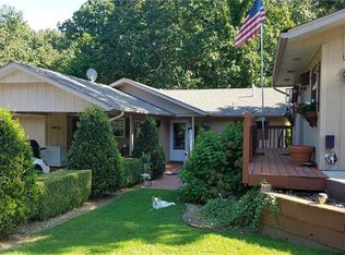 16 Harrington Ln, Bella Vista, AR 72714