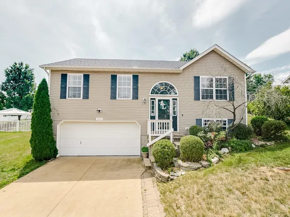 3094 Valley Oaks Dr, Imperial, MO 63052