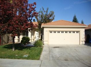 340 Pinnacles Dr, Woodland, CA 95695