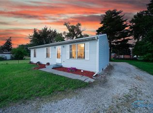 3610 Oram Rd, Northwood, OH 43619