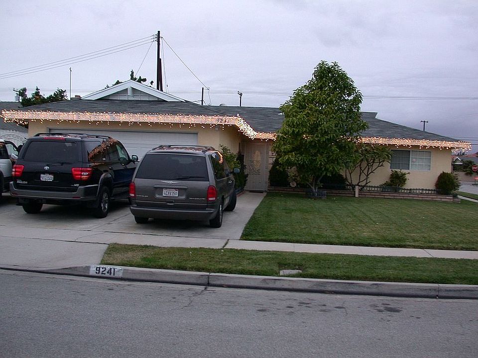 1st image of 9241 Tropic Dr
