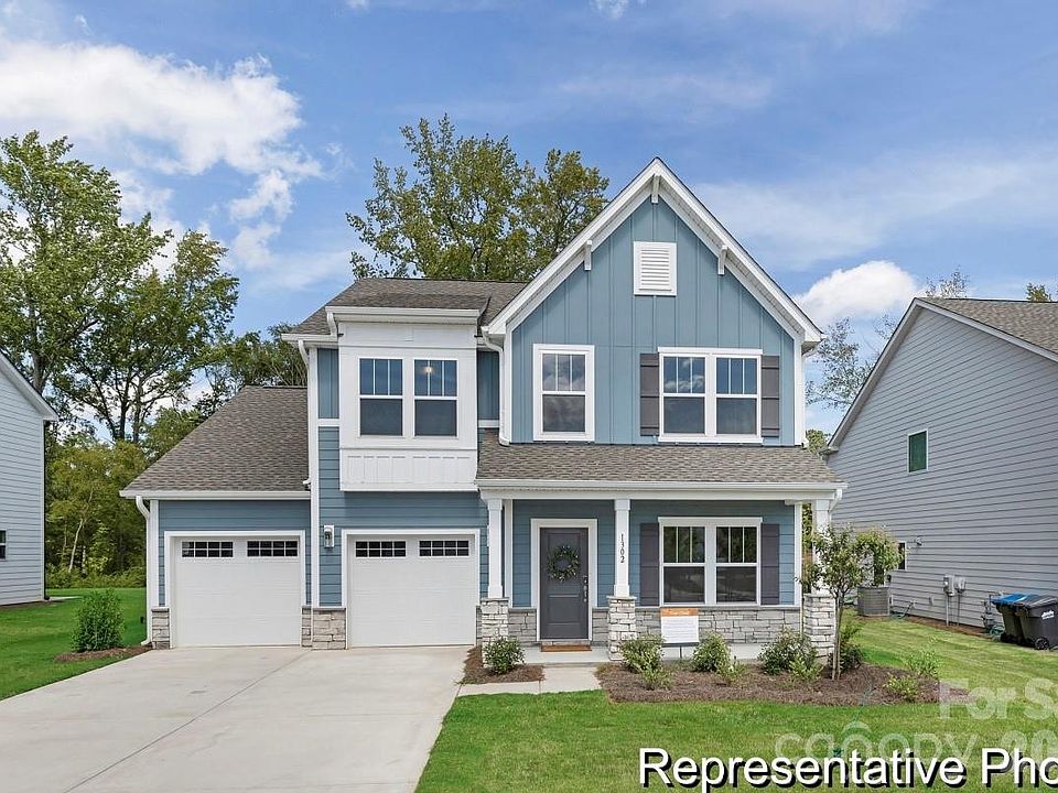 1st image of 134 Pembroke Way #22