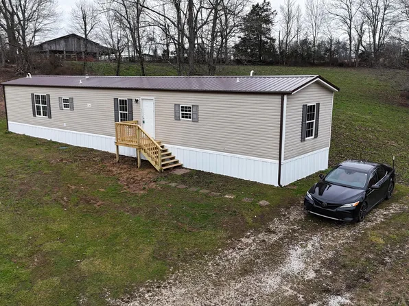 2786 Highway 2027, Campton, KY 41301