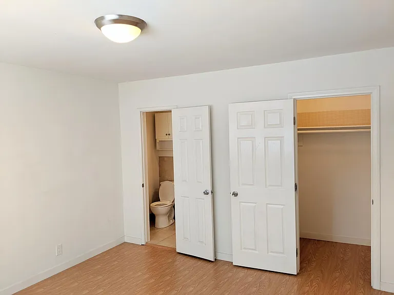 2310 S Bentley Ave #1 — Photo 13