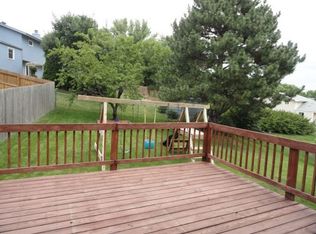 16220 Arbor St, Omaha, NE 68130