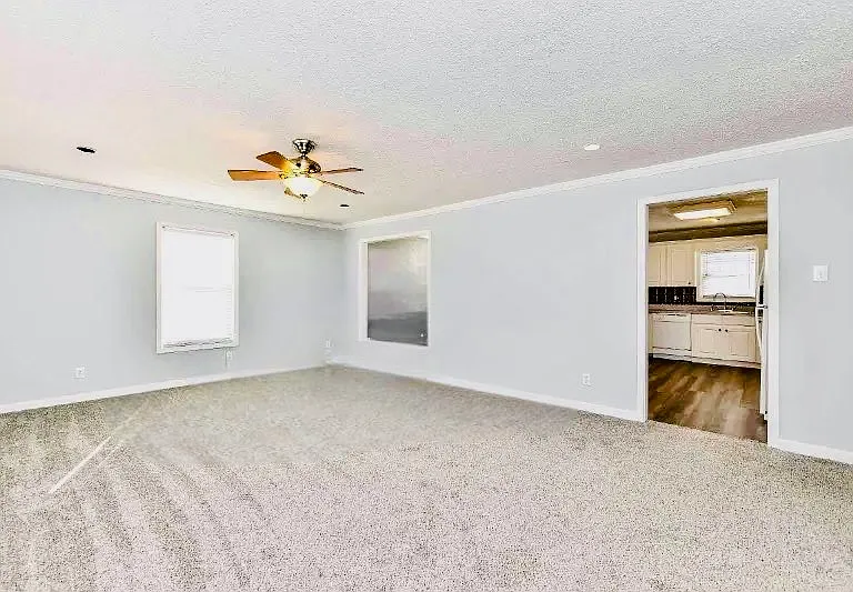 1092 Hampton Rd — Photo 9