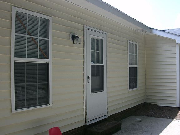 5th image of 1212 Stoneridge Ln