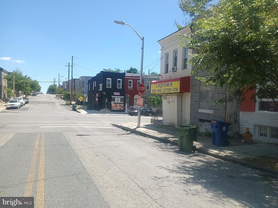 2nd image of 2441 E Hoffman St