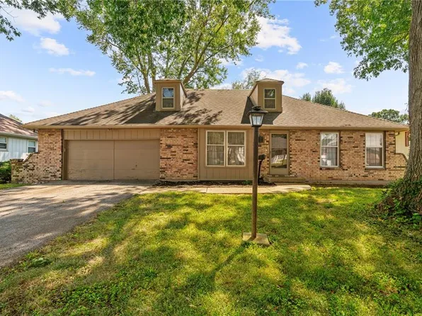 7923 Oakland Ave, Kansas City, KS 66112
