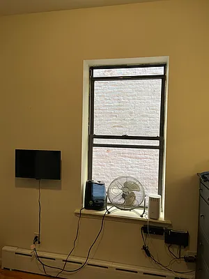 Rented by Corcoran | media 29