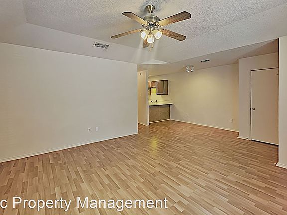 3rd image of 820 Mirabell Ct