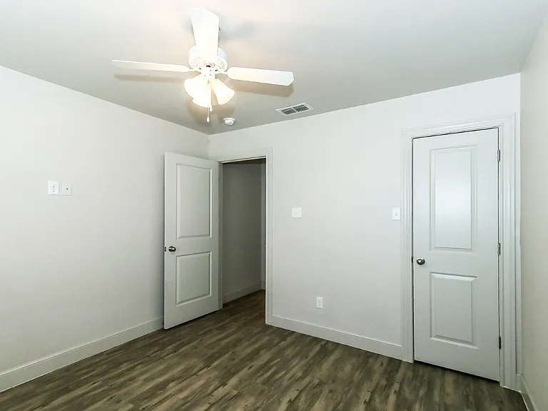 3806 133rd St #B — Photo 18