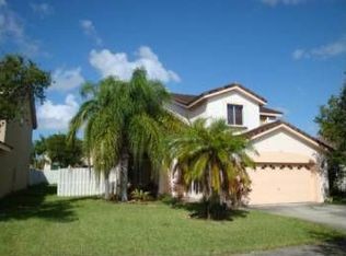 242 SW 179th Ave, Pembroke Pines, FL 33029