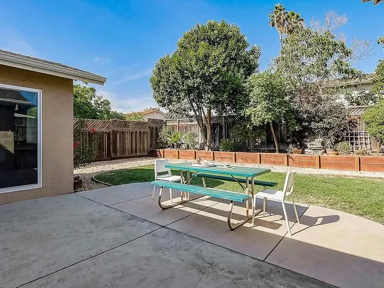 1312 Morrill Ave — Photo 28
