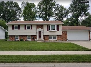802 Virginia Ave, Taylorville, IL 62568