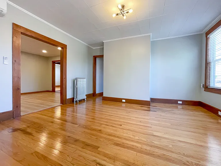 142 Pleasant St #2 — Photo 7