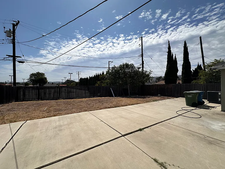 2146 Cantaria Ave — Photo 12