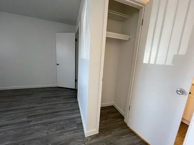 1029 S Wilson St — Photo 19