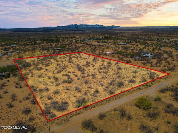 657 W Hawk Way #19D, Amado, AZ 85645