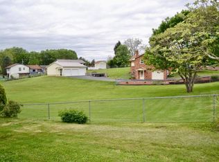 1175 King St, Christiansburg, VA 24073