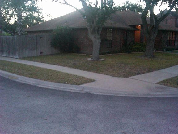 3rd image of 4709 Megal Dr