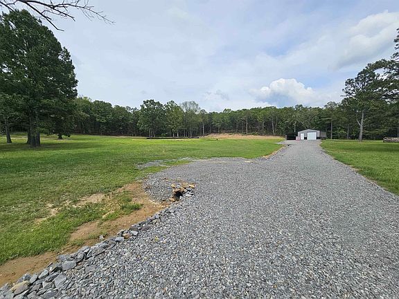 4th image of 280 Redress Ln