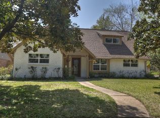 991 Chamboard Ln, Houston, TX 77018