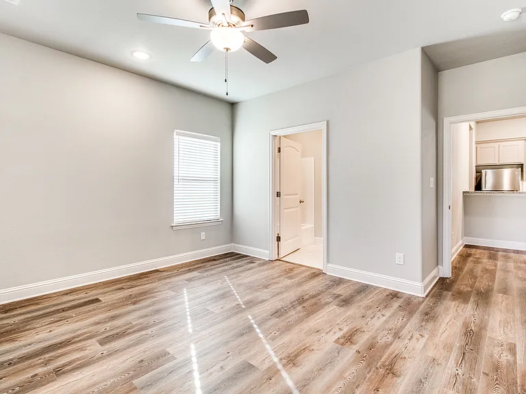 2819 Orchid Dr — Photo 11