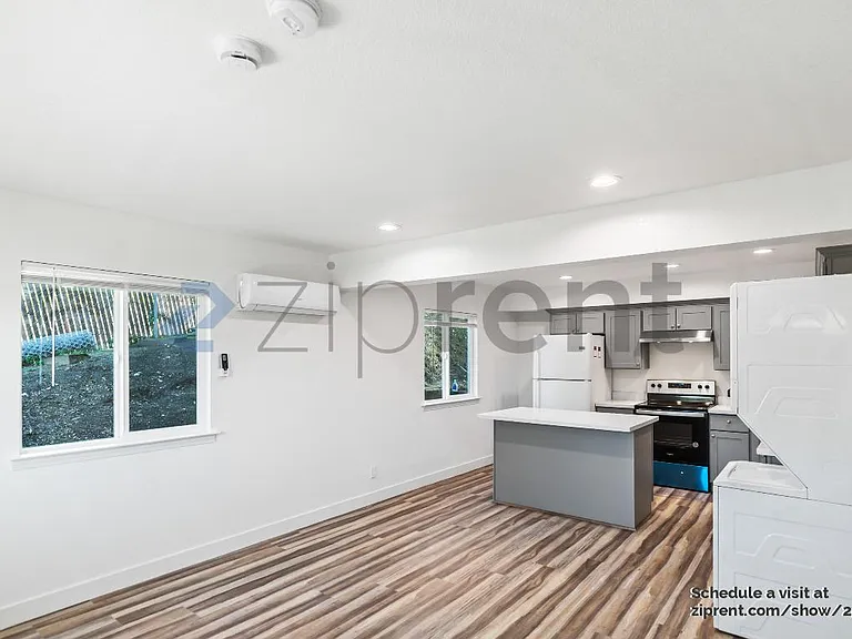 10806 Hubbard Way #A — Photo 7