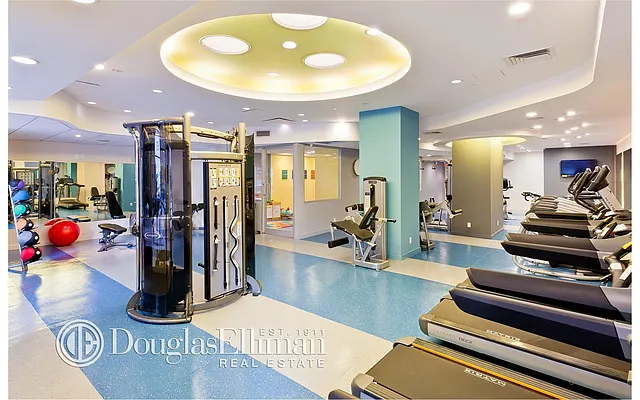 Sold by Douglas Elliman | media 29