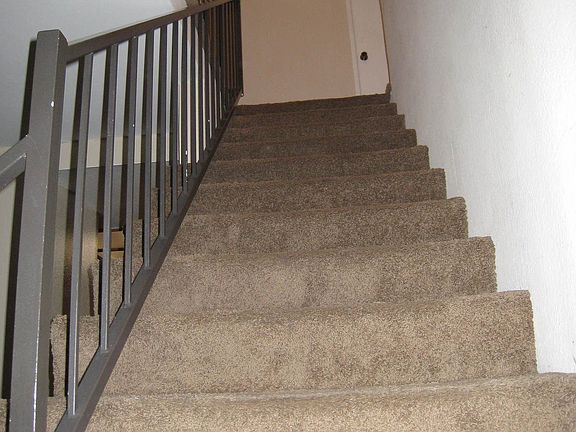4th image of 1112 S Cypress Ave APT 28