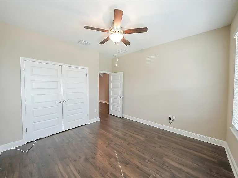 16284 Admirals Cove Ln — Photo 17