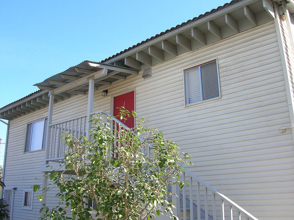 stairs to front door