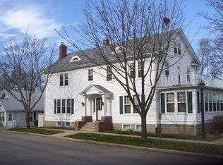 206 State St, Ripon, WI 54971