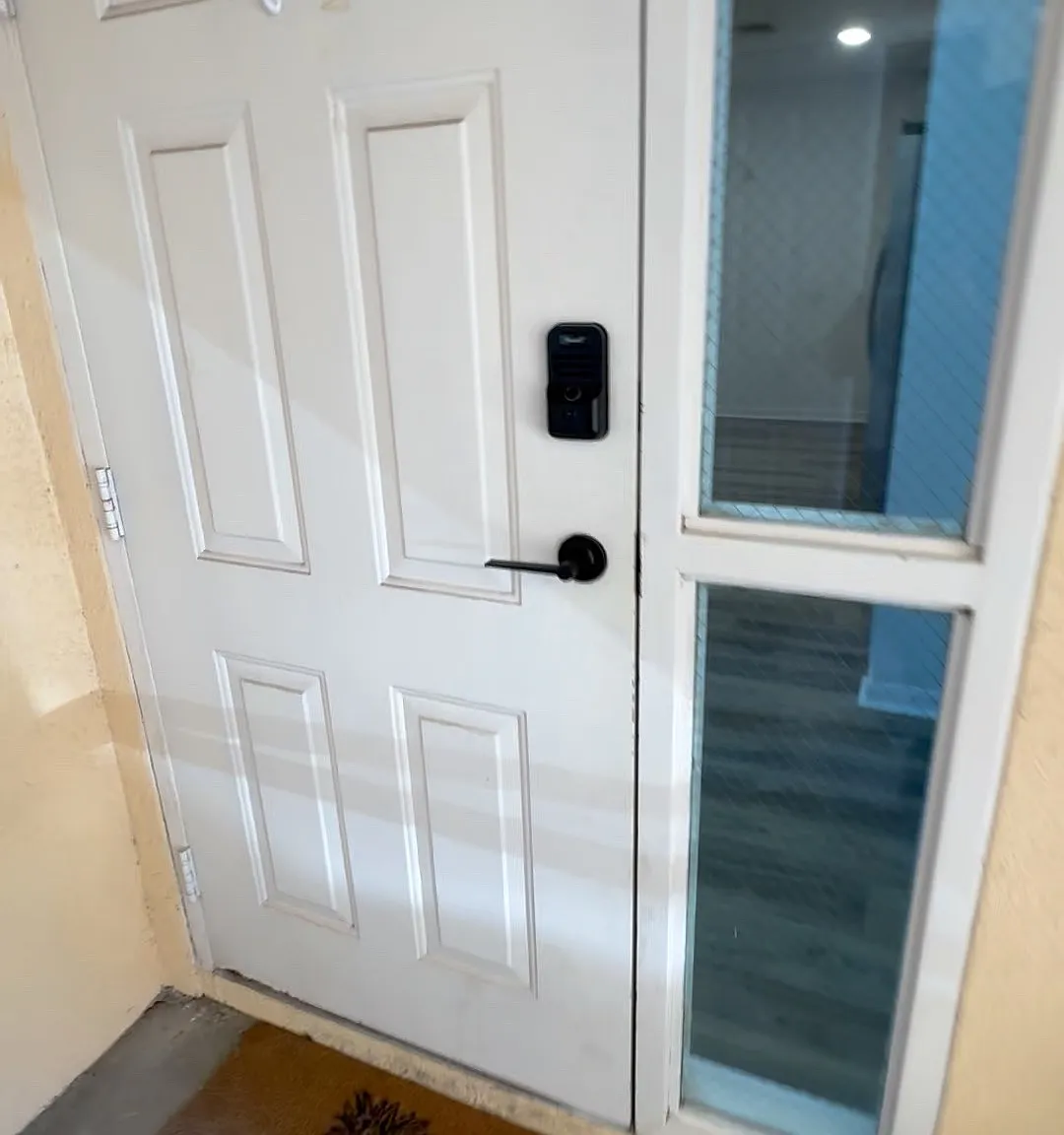 4955 Ava Pointe Dr — Photo 1
