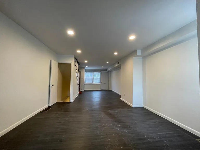 7072 Veronica Rd — Photo 3