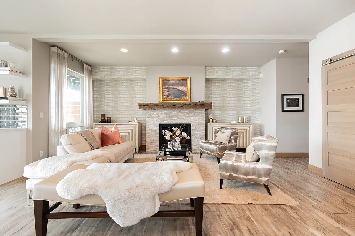 Building Photo - 5468 Westmorland Dr