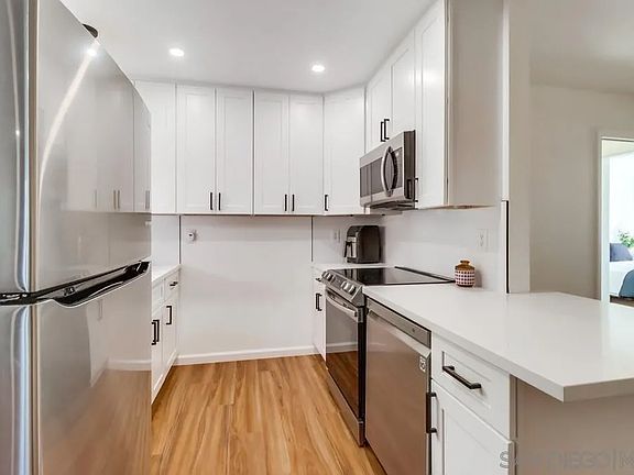 3rd image of 4151 34th St Unit 1